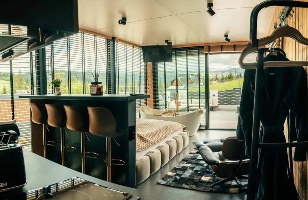 AlohaCamp Vip Glass 3 3