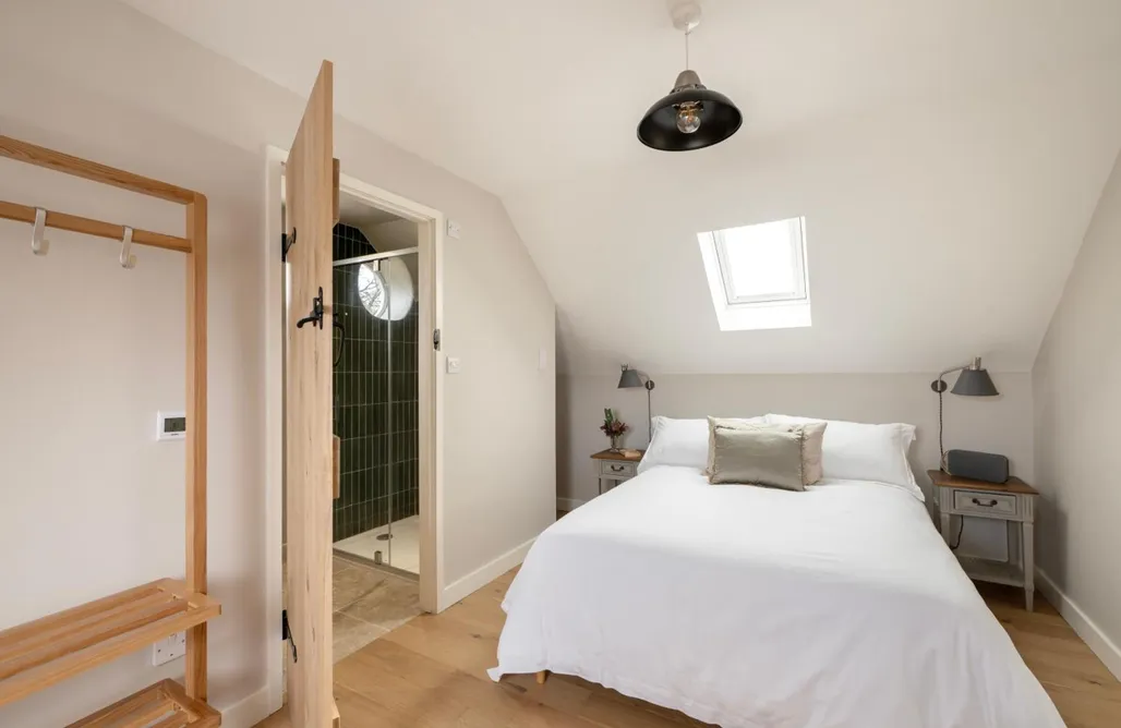 AlohaCamp One-Bedroom Apartment 4