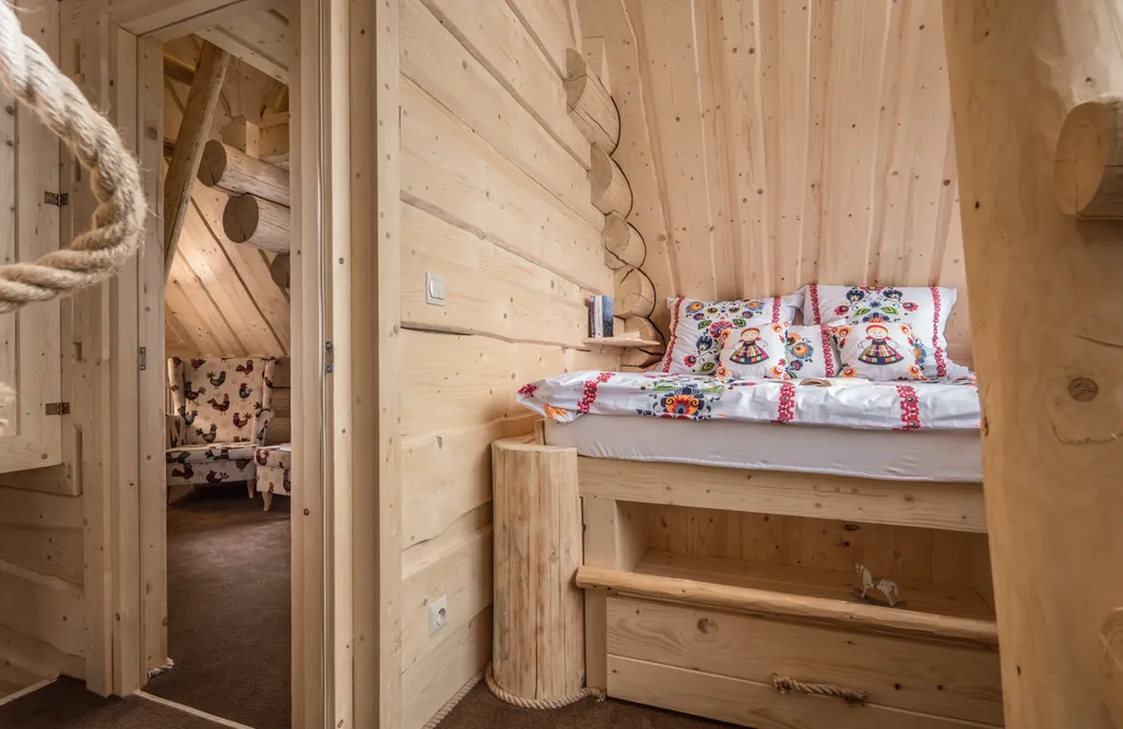 AlohaCamp Leśna Chatka z prywatnym jacuzzi  2