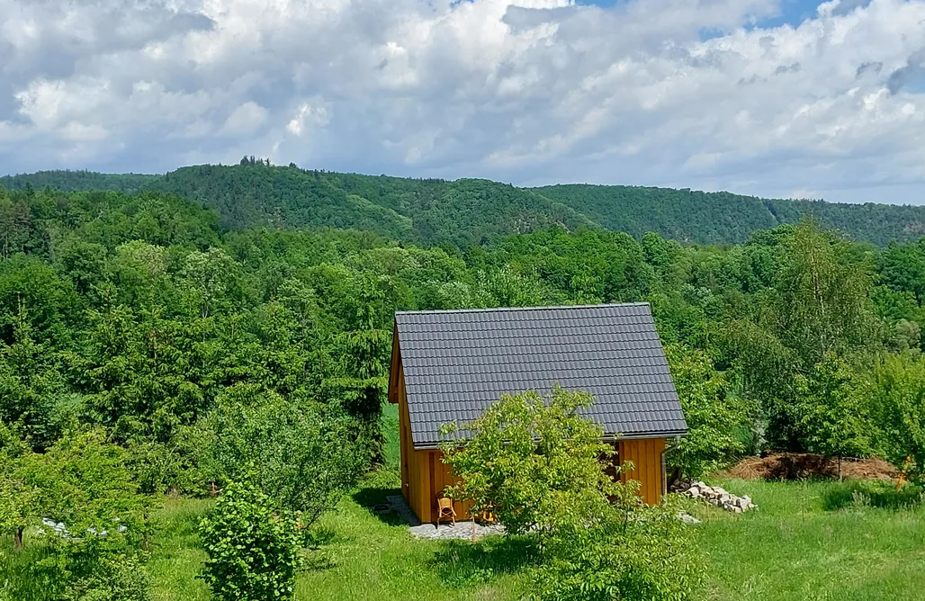 Glamping Domek w owocowym zagajniku 1