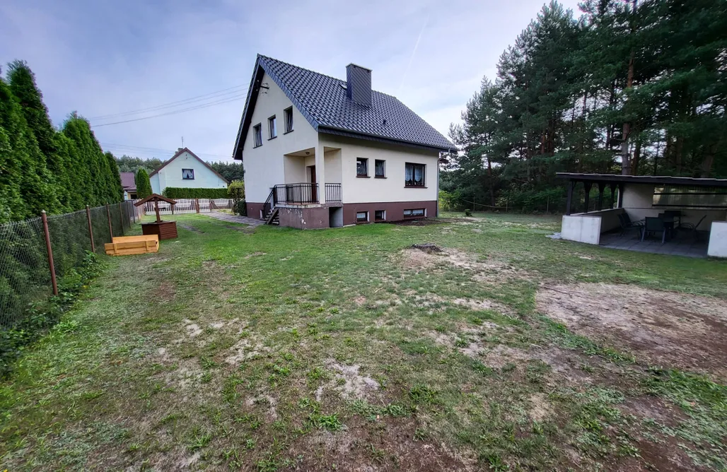 noclegi AlohaCamp Ferienhaus nahe eines Badesees

 4