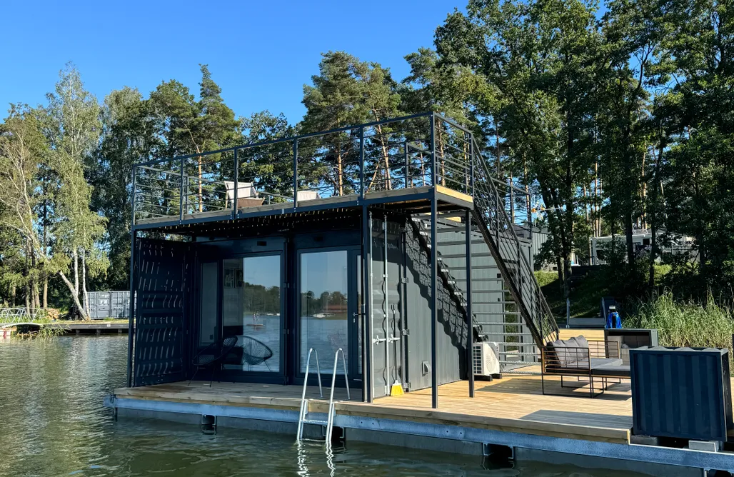 noclegi AlohaCamp Domek na wodzie AQUA 7 4