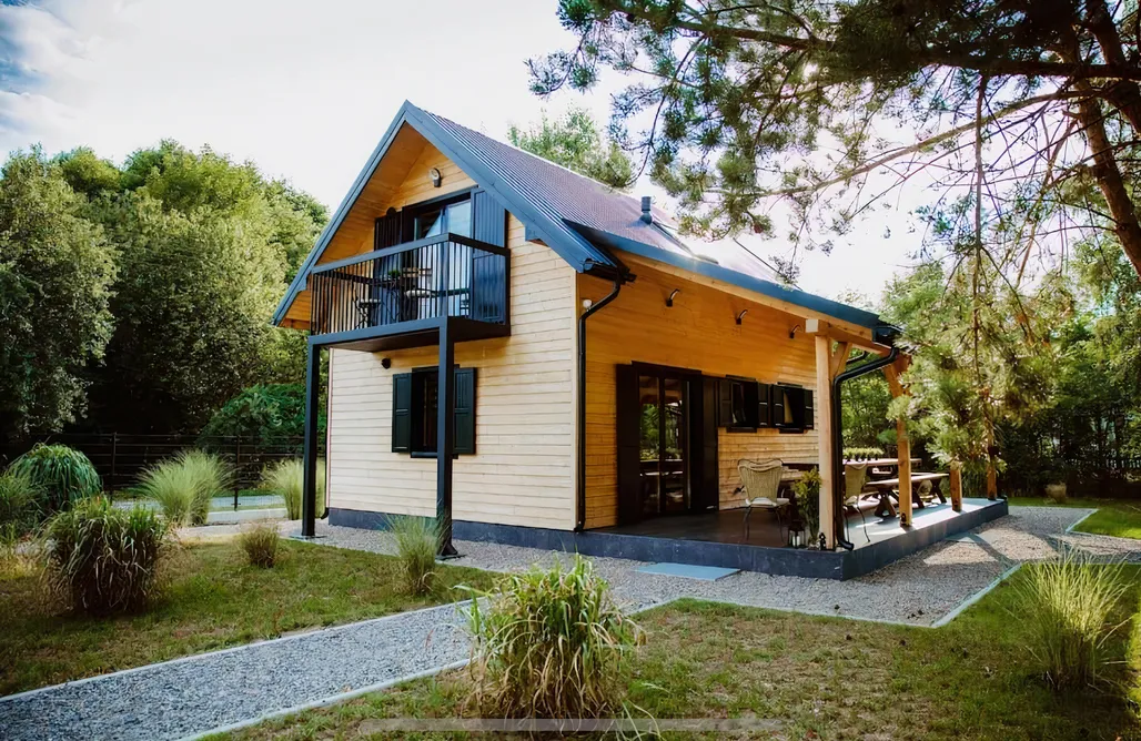 Entdecken Sie die heitere Schönheit Polens Ferienhaus am Waldrand mit Spa-Jacuzzi-Bereich 3