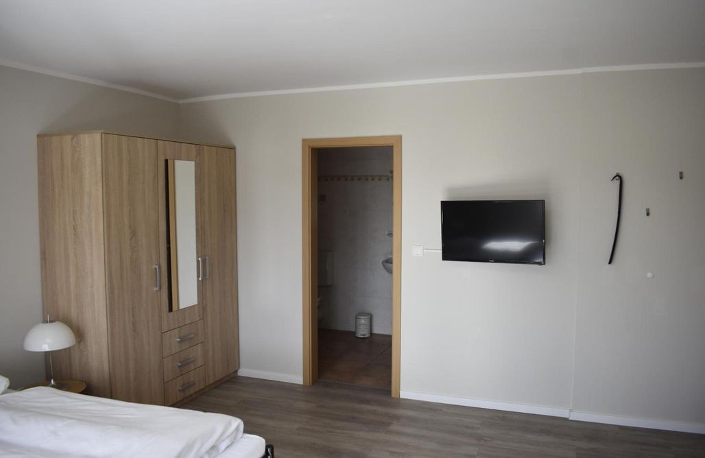 AlohaCamp Zimmer 2 - mit eigener Terrasse und eigenem Bad 4