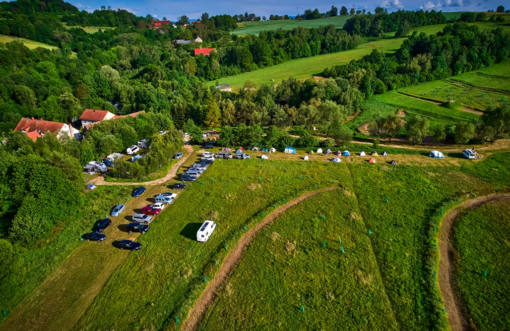 noclegi AlohaCamp Miejsce kamperowe i namiotowe - Turkusowa Wyspa 2