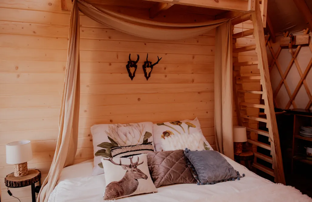 AlohaCamp Jurta Dziki Jeleń z jacuzzi i widokiem 2