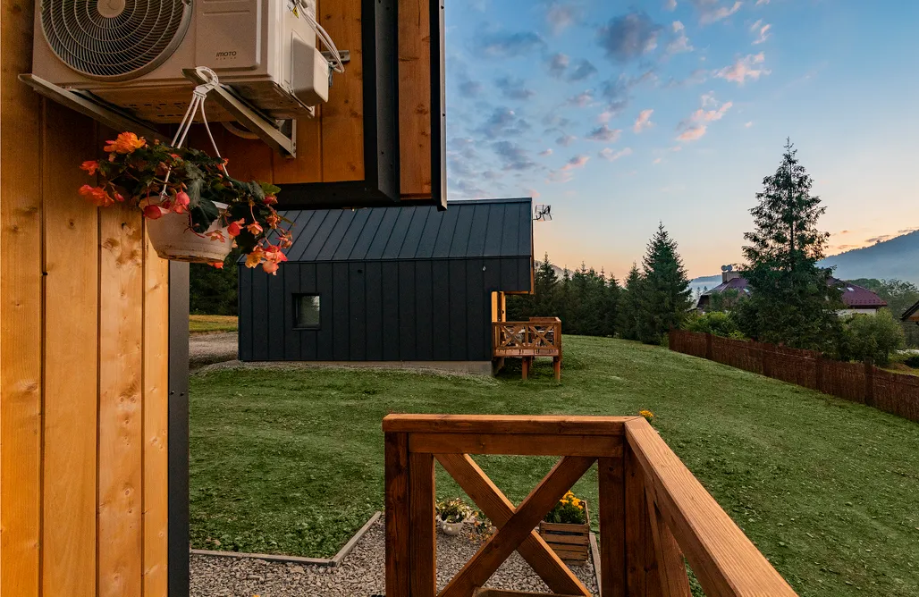 AlohaCamp accommodation Bieszczadzka Łąka  3