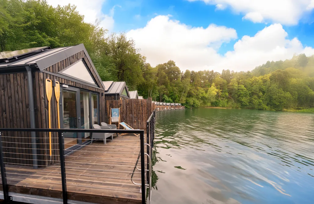 Glamping Ruciane Park - Hütten auf dem Wasser 3