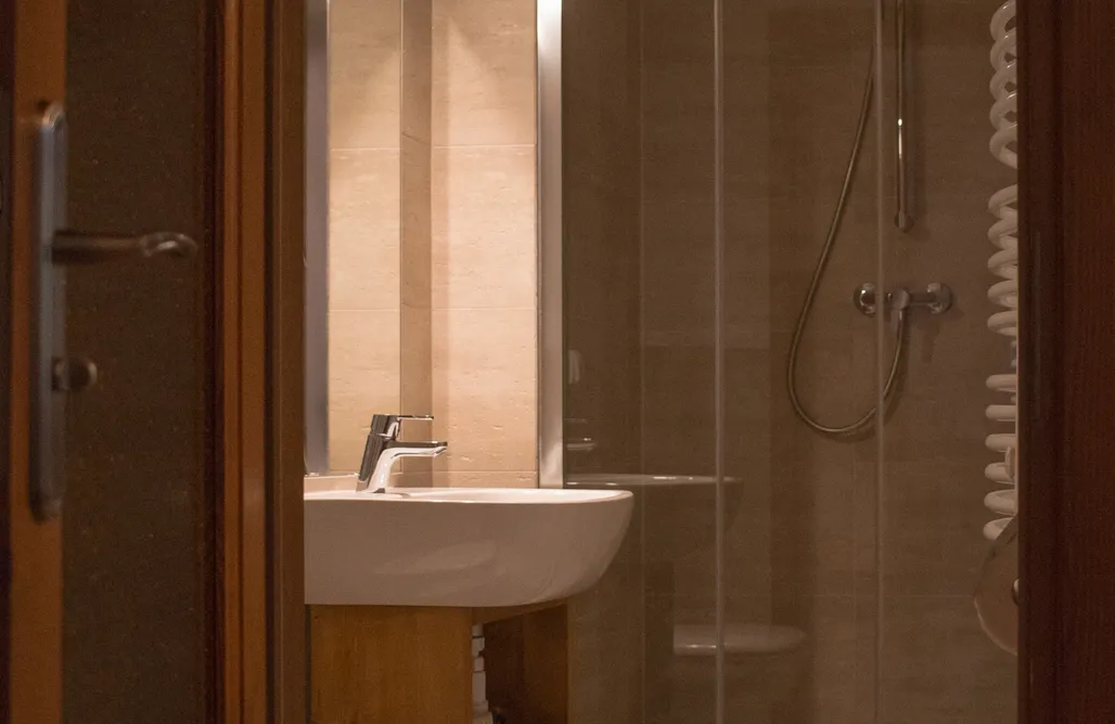 AlohaCamp Pokój potrójny z prysznicem 1