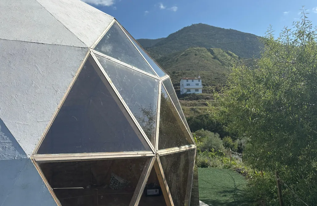 AlohaCamp accommodation Bosque Raíces 1