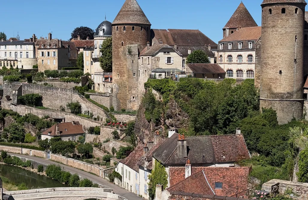Hébergement AlohaCamp Gîte Fermette en France 1