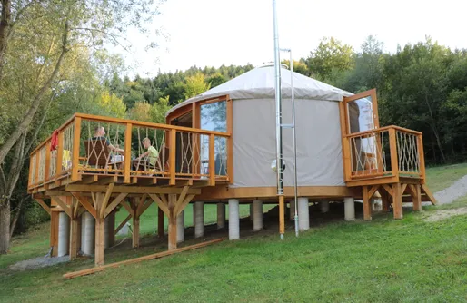 Zdjęcie obiektu Azyl Glamp