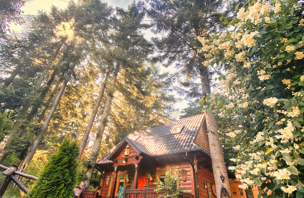 Czerwienne Noclegi Baśniowy Domek 3