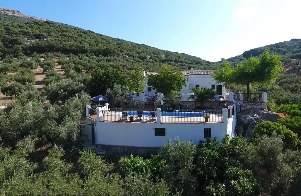 AlohaCamp accommodation Cortijo Entresierras  2