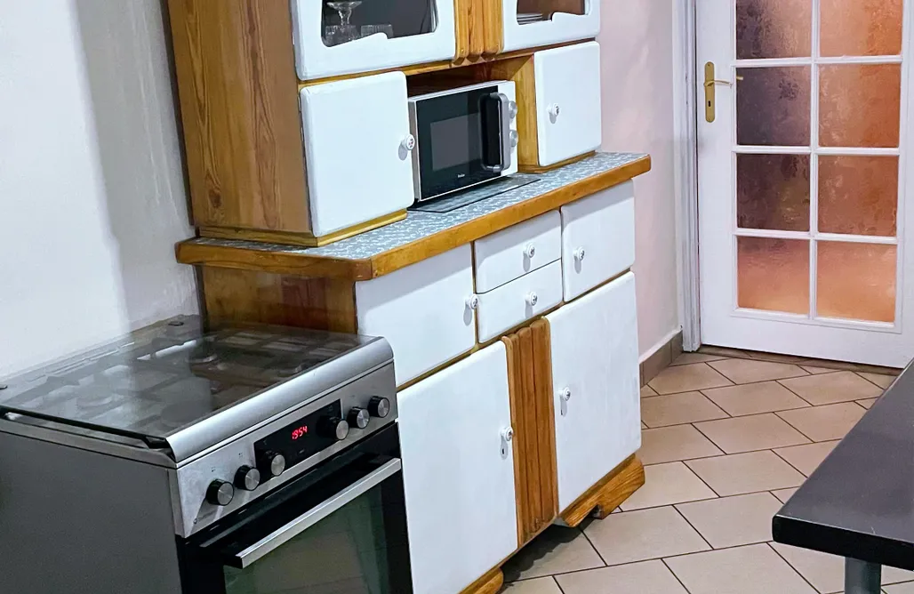 noclegi AlohaCamp SeliRaj - Zwierzaki, natura i Prywatne Jezioro na Kaszubach 1