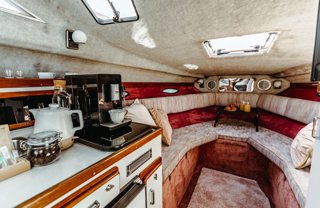 AlohaCamp Yacht IV 4