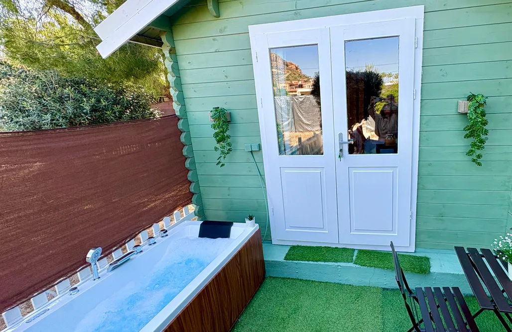 Casa rural Catral Tiny House Deluxe con jacuzzi 3