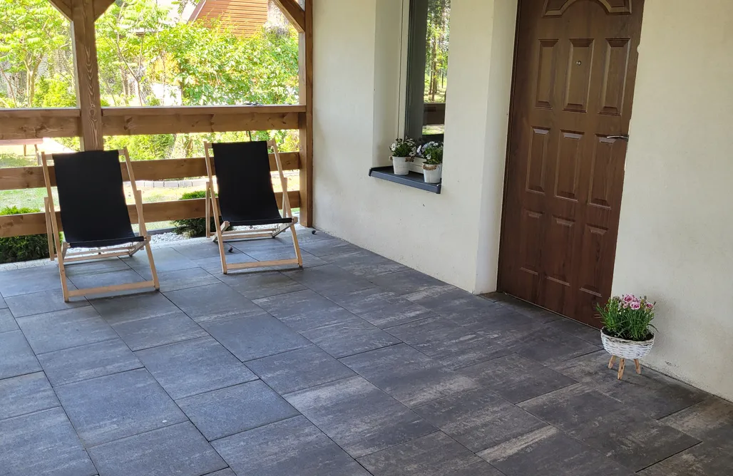 noclegi AlohaCamp Uroczy domek z kominkiem przy lesie nad rzeką Bug 4