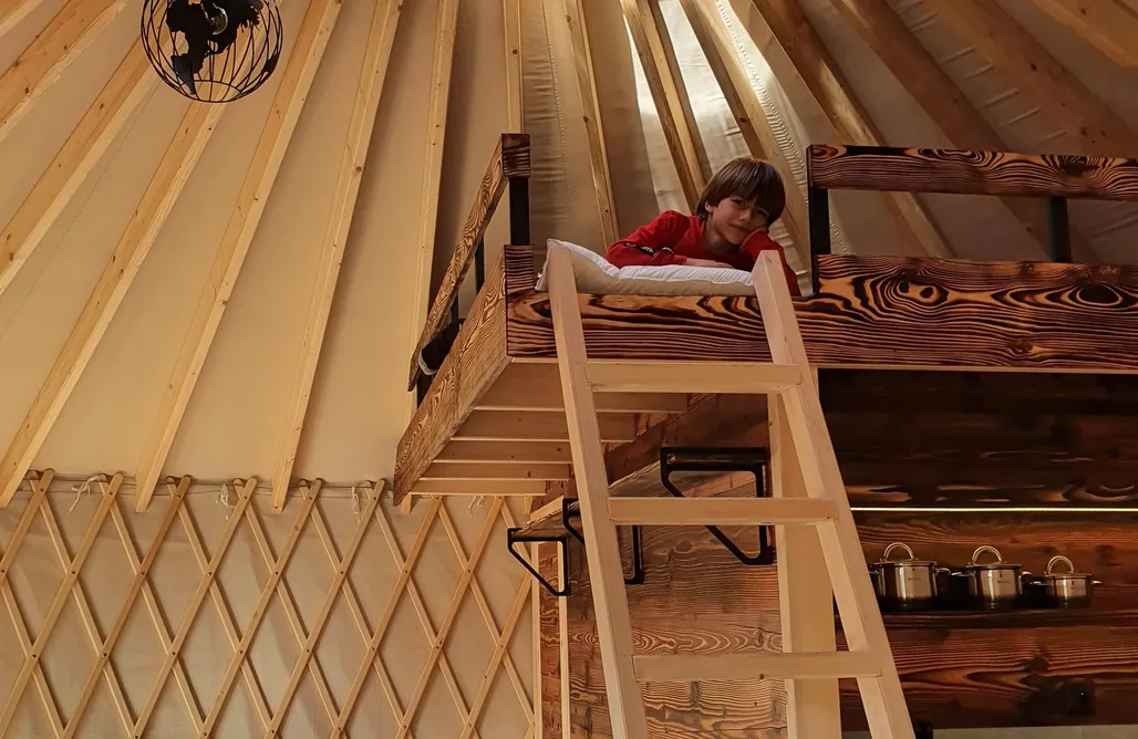 Jurty Na Polanie AlohaCamp