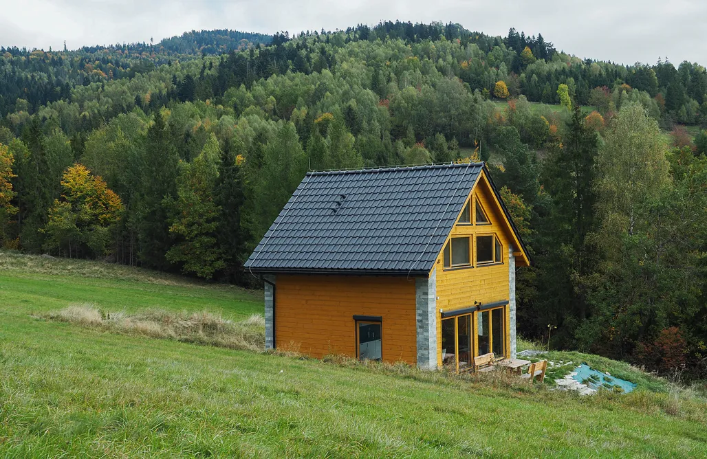 Zaćmienie Słońca 2026 ☀️ HillOut – Dom w Milówce 2