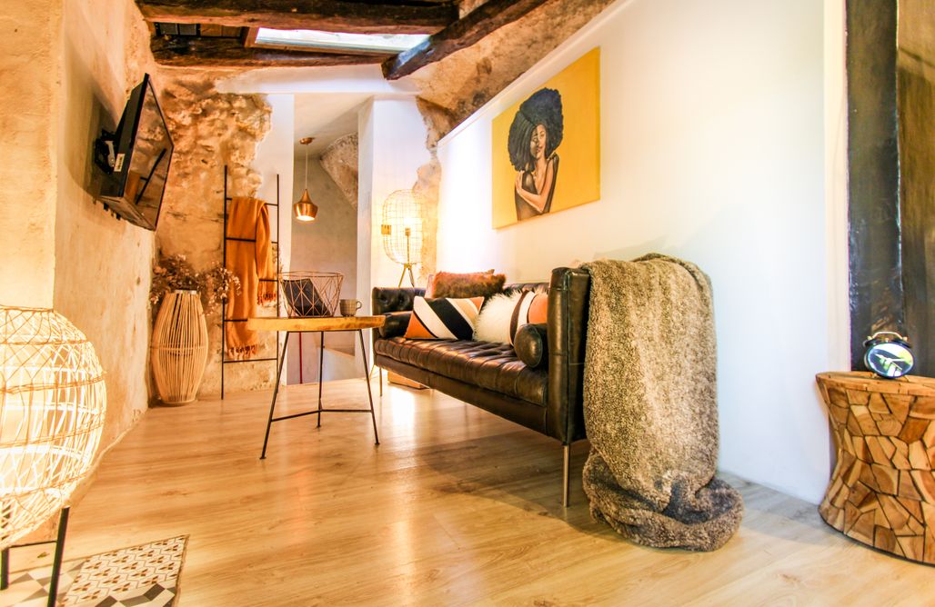 AlohaCamp accommodation XUQ Lomas de Rovira: The Cave Suites 5