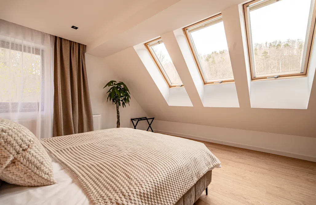 AlohaCamp Sowa Hill SPA | Pokój 302 – widok na Góry Sowie, jacuzzi & sauna 2