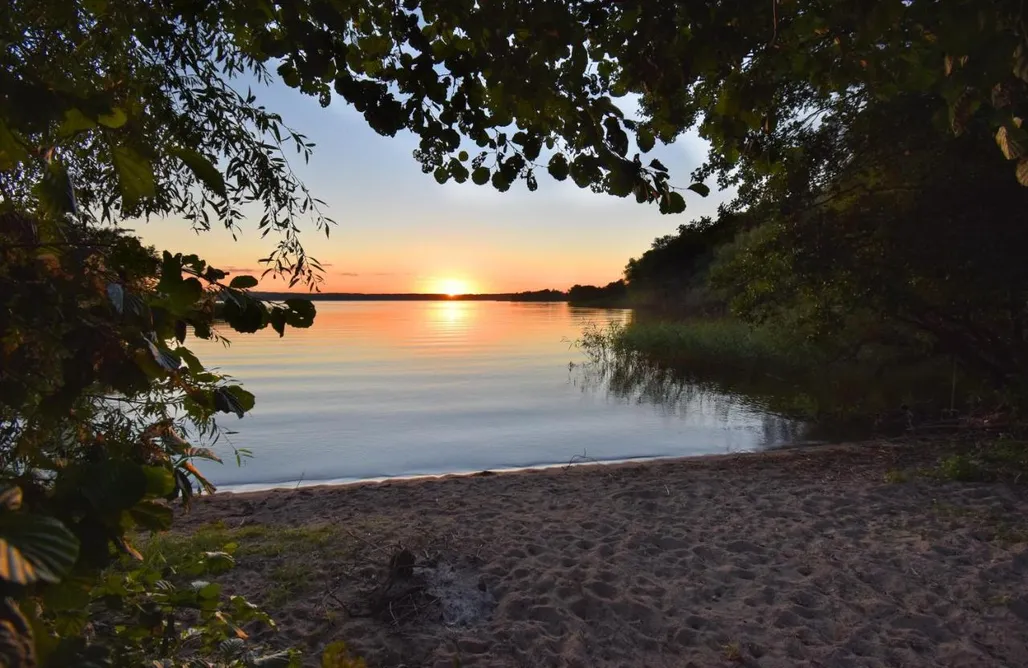 AlohaCamp Dadaj Park Home 1