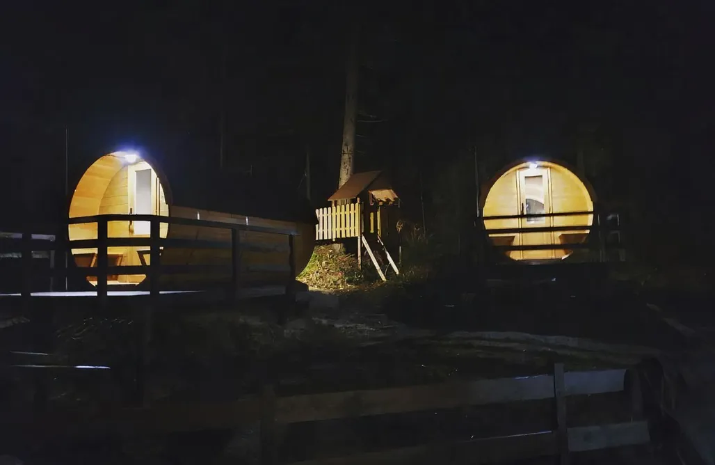 Apartament z Jacuzzi Kraków Beczki pod lasem 1