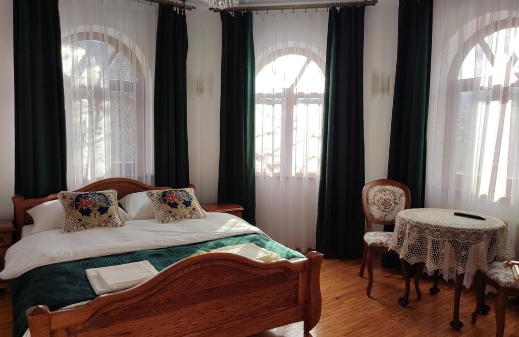 AlohaCamp Willa Emil 3