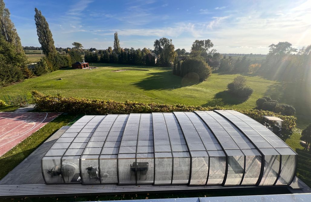 AlohaCamp Industrial House 1