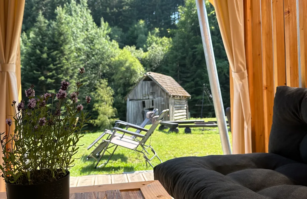 Fajne miejsce na wakacje z dzieckiem w Polsce Rajskie Wzgórze słoikowo 1