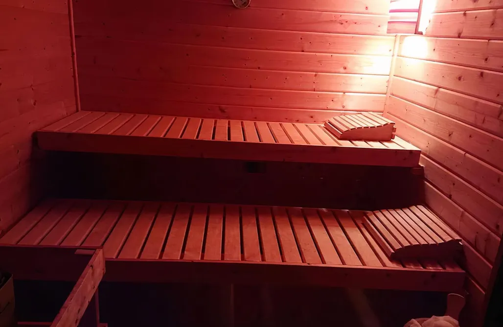 Unterkunft AlohaCamp Ferienhaus am Waldrand mit Sauna & großer Terrasse 1