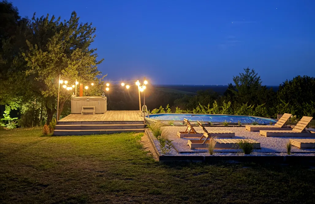 Alloggio AlohaCamp Vigneto Lipowiec 4