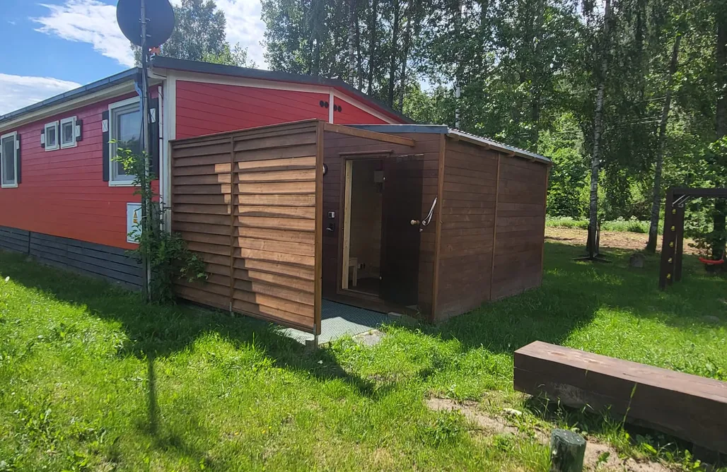 noclegi AlohaCamp Domek letniskowy żółty - całoroczny 1
