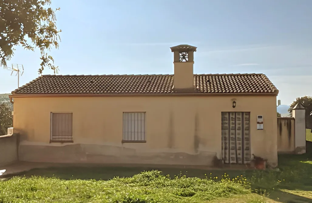 Hotel con piscina en la habitación La Casita Agroturismo Dehesa la Pared 2