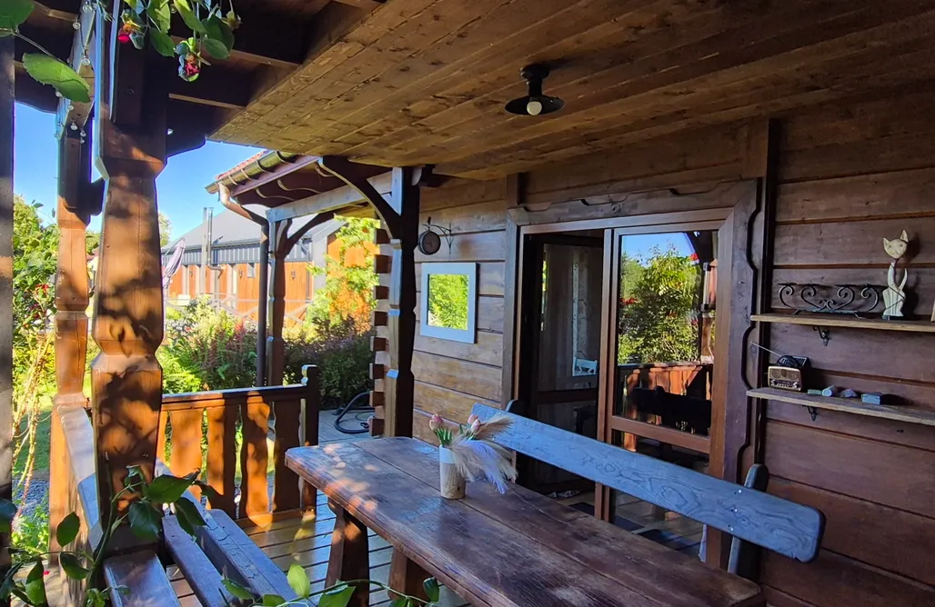 Jezioro Białe Nocleg Aura - uroczy drewniany domek na wsi 3