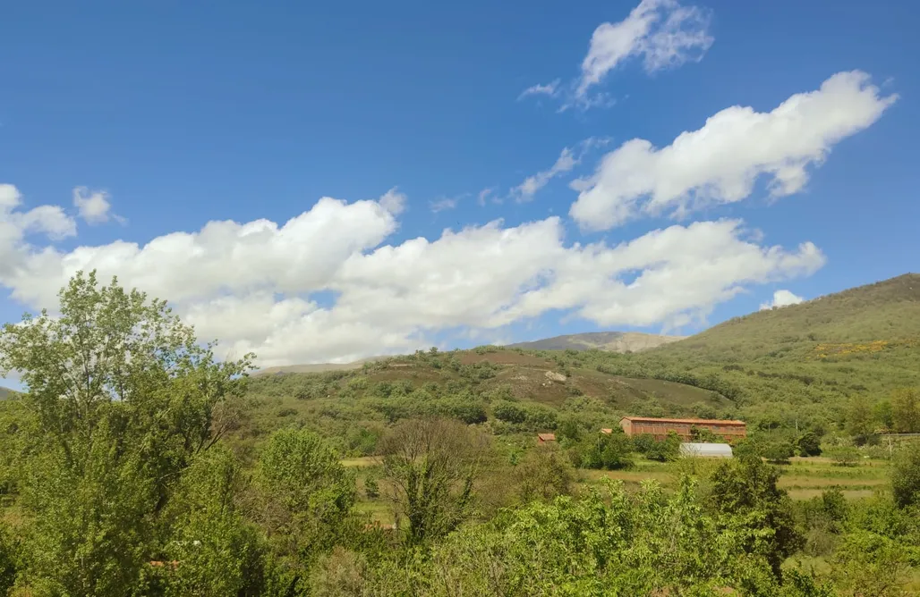 Alojamiento Valle Del Jerte Atico Vista la SIerra 2