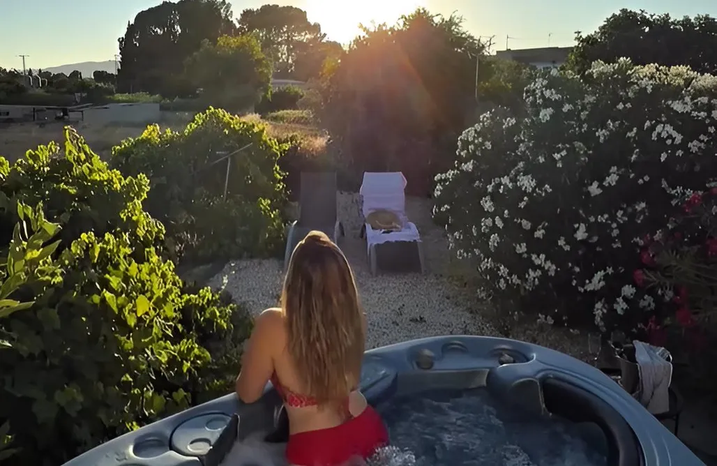 ubytovanie AlohaCamp Nyxia Domes 5