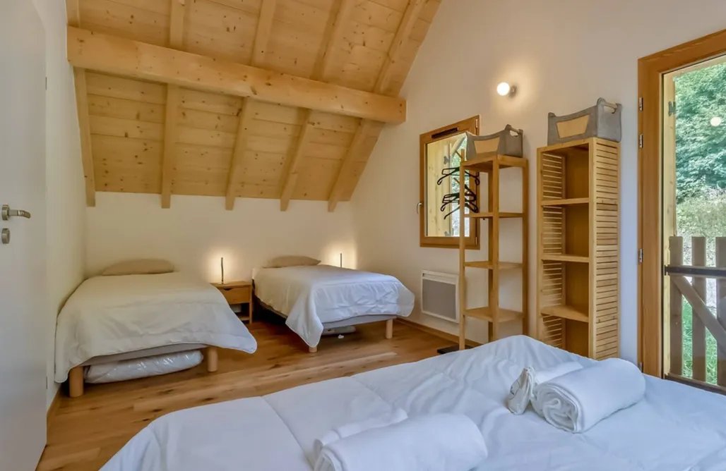 AlohaCamp Chalet Chenavan – Secluded Retreat in Talloires 4