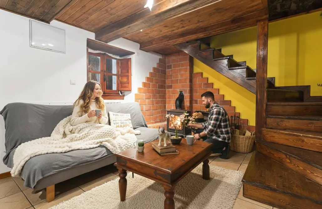 AlohaCamp accommodation La Congosta, encantadora casita de montaña con jacuzzi 5