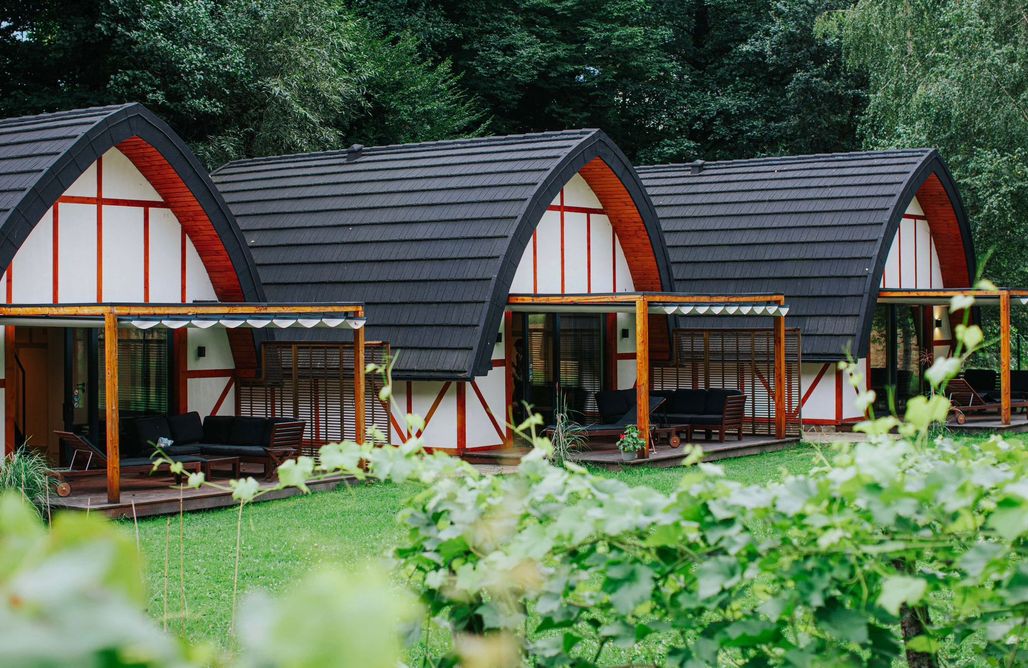 noclegi AlohaCamp Domki w winnicy Sen&Wino 2