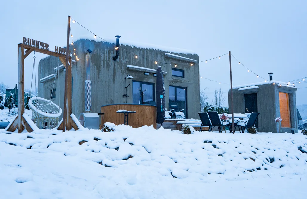 Bunkier House Apokalips AlohaCamp