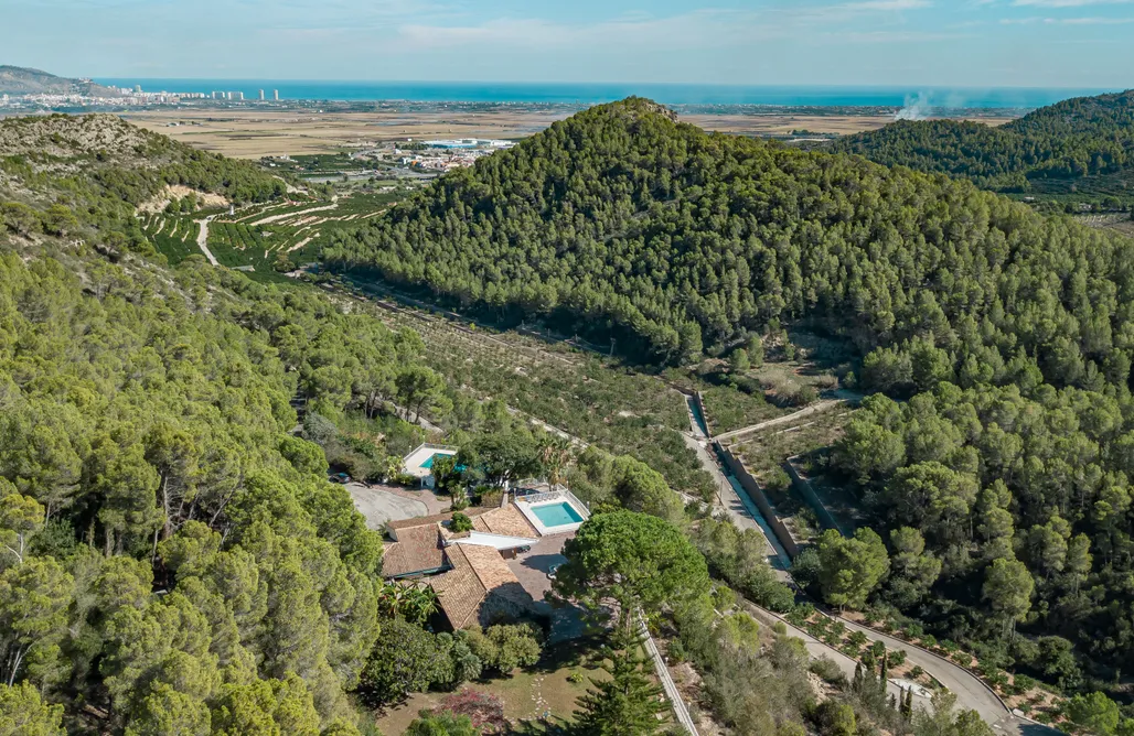 alojamientos AlohaCamp Villa Montgrau 1