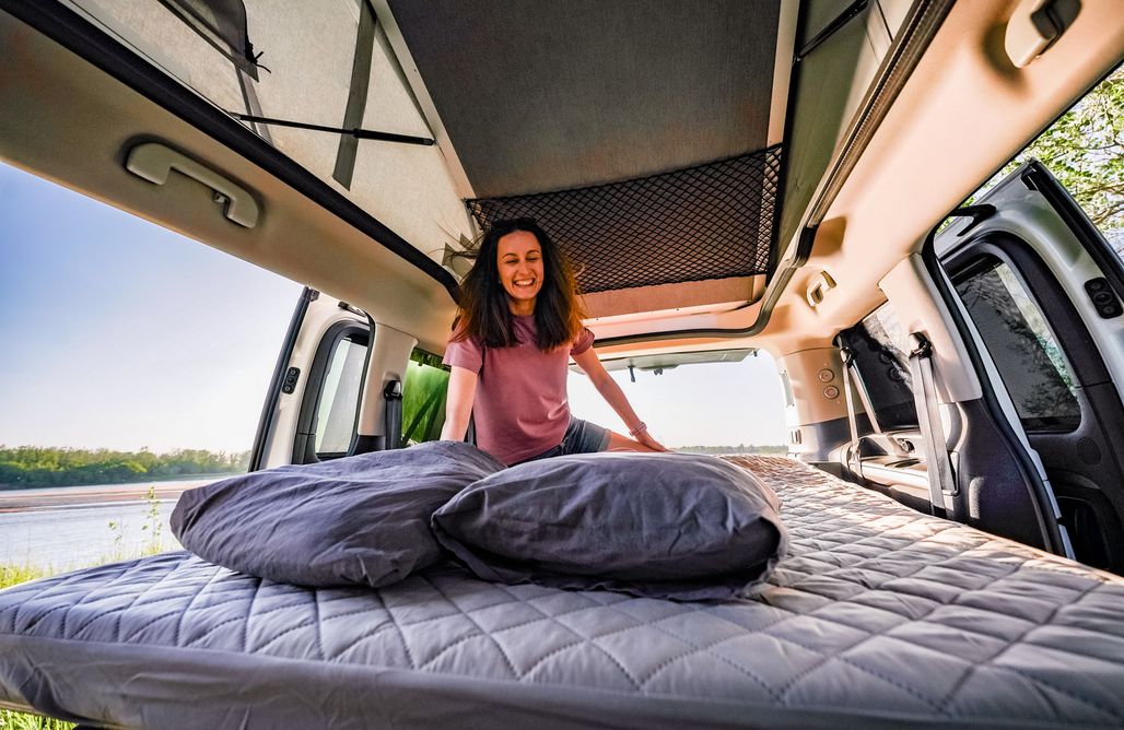 AlohaCamp Kampervan Make Life Camper Citroen Spacetourer z dachem sypialnym 3