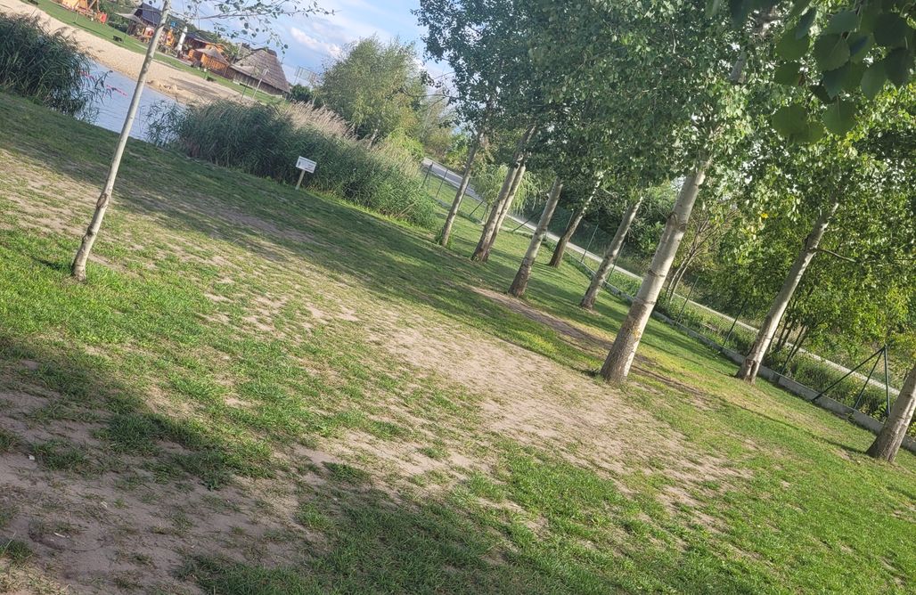 AlohaCamp Miejsce dla przyczep 1