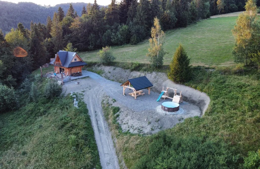 noclegi AlohaCamp Dom w drapie  5