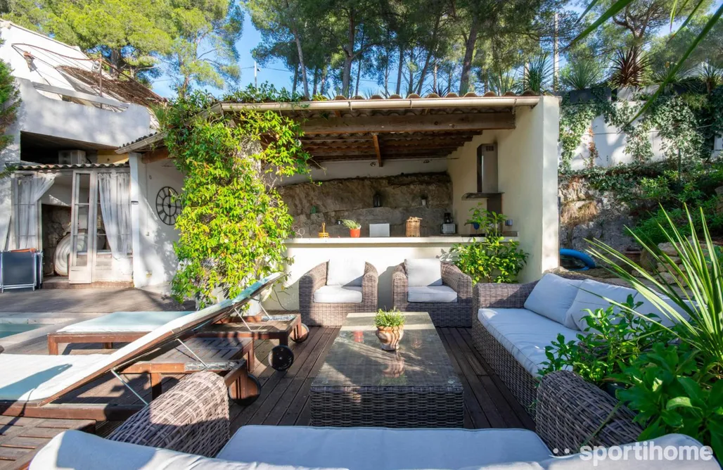 Le Mas des Roches à Velaux AlohaCamp