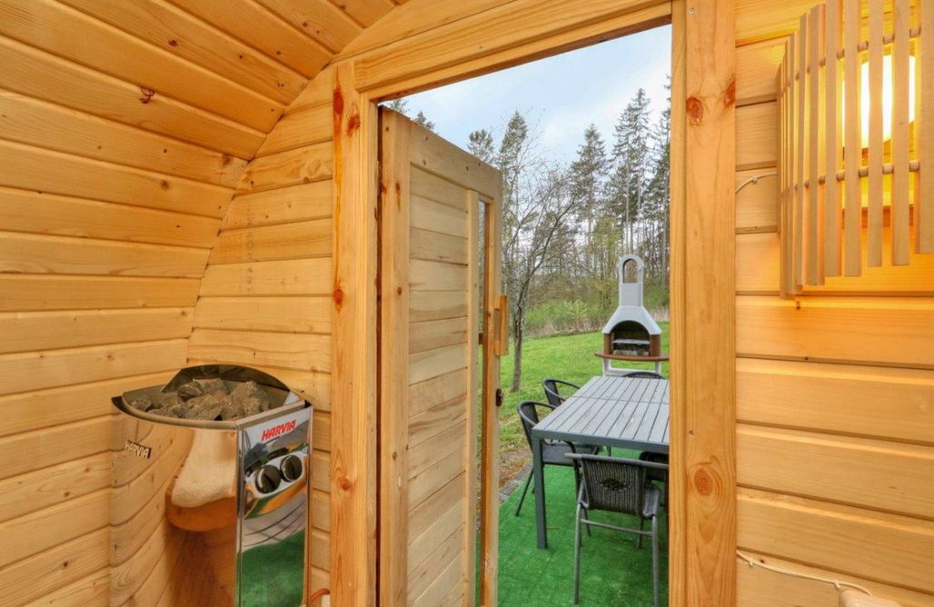 AlohaCamp Ferienhaus Zeta (eigene Sauna, Wald, See, WLAN,AC) 1
