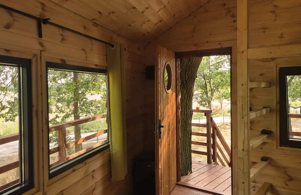 AlohaCamp Trójkącik - domek na drzewie 1