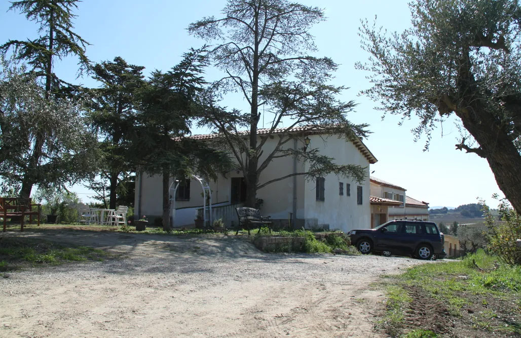 noclegi AlohaCamp Mas Guillo Casa con Encanto – Tu refugio rural con piscina en el corazón vinícola de Cataluña 3